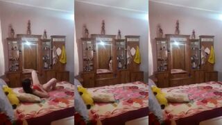 ليلة دخلة نار مع  بنت الخادمة الصغيرة واحلا لحس كس بزاز صغيرة